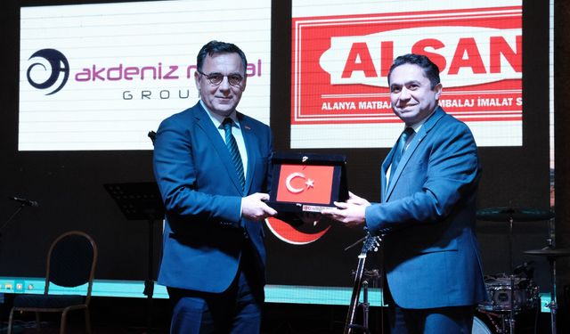 Deniz Zeyrek AGC’yi yalnız bırakmadı